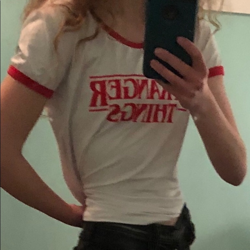 Stranger things tee - Picture 2 of 5